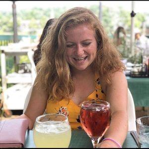 Meet your Posher, Ally